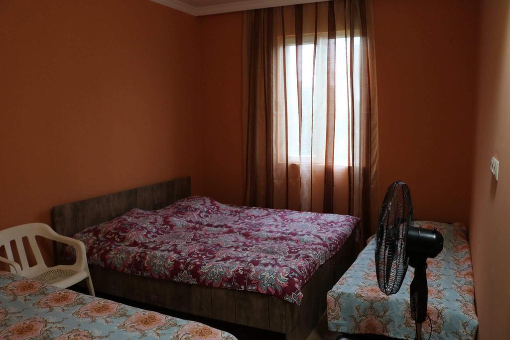 Guest House Barbi Kobuleti Exteriér fotografie